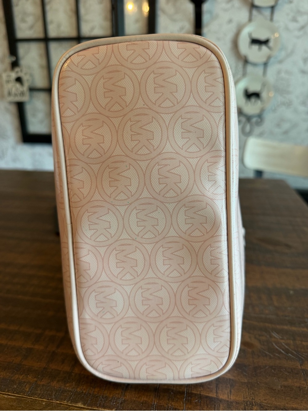 Michael Kors Pale Pink Signature Tote EUC. No call outs. - Picture 5 of 10